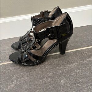 Sofft Black Patent Leather Heels